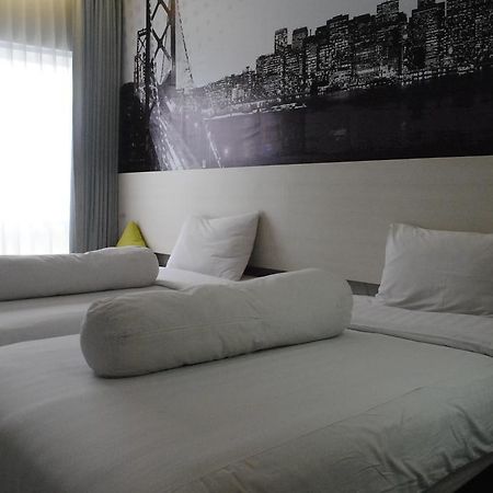 Vio Westhoff Hotel Bandung Eksteriør billede